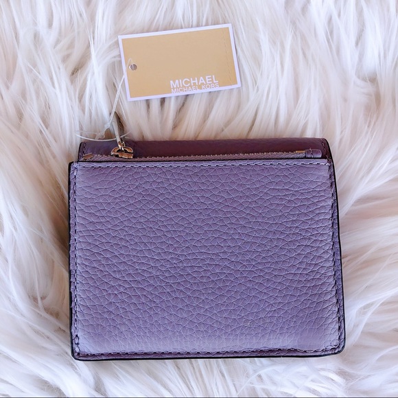 Michael Kors Bifold Lilac Purple Wallet - Picture 3 of 4